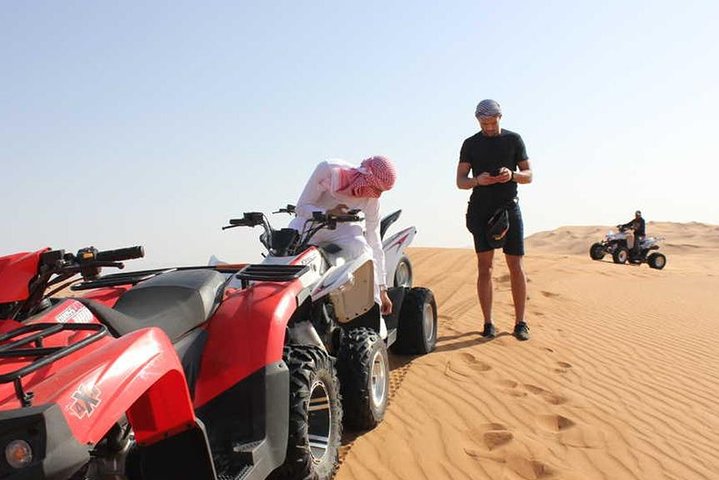Сафари в Хургаде: квадроциклы, багги, закат