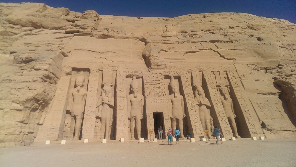 Абу-Симбел и Асуан — индивидуальная экскурсия из Хургады на 2 дня
