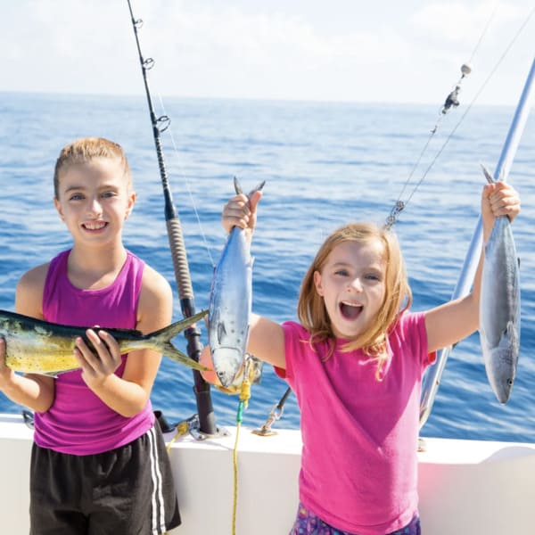 Рыбалка и снорклинг с яхты в Хургаде